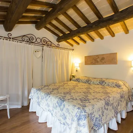 مزرعة للإقامة Il Borgo Di San Michele *